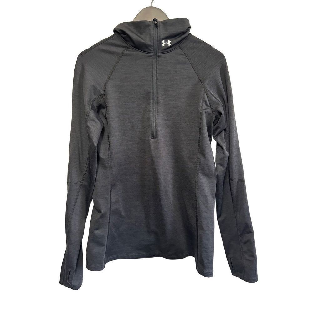 Under armor quarter zip size medium